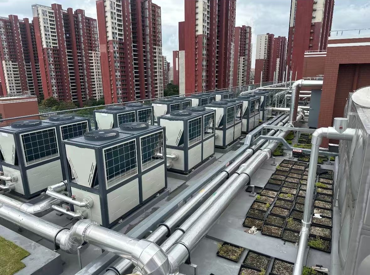 Tiêu chuẩn mới về tiết kiệm năng lượng và giảm chi phí! Hệ thống thông minh bơm nhiệt nguồn kép định hình lại các giải pháp năng lượng cho khách sạn và khu phức hợp thương mại Tiêu chuẩn mới về tiết kiệm năng lượng và giảm chi phí! Hệ thống thông minh bơm nhiệt nguồn kép định hình lại các giải pháp năng lượng cho khách sạn và khu phức hợp thương mại